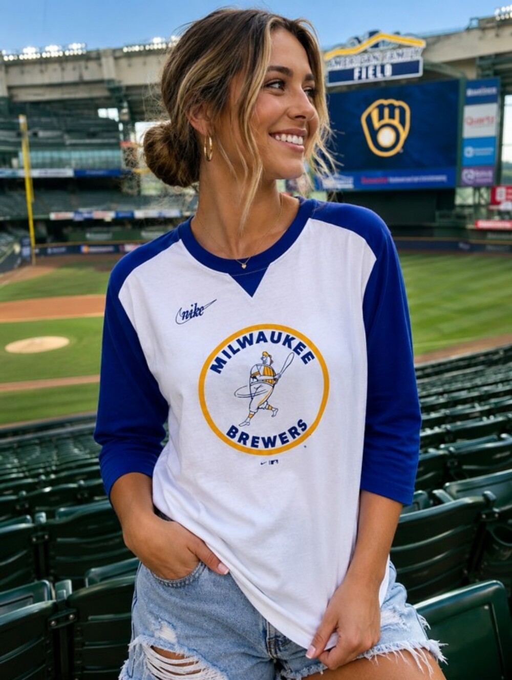 Nike Milwaukee Brewers 3/4 Sleeve Raglan Tee